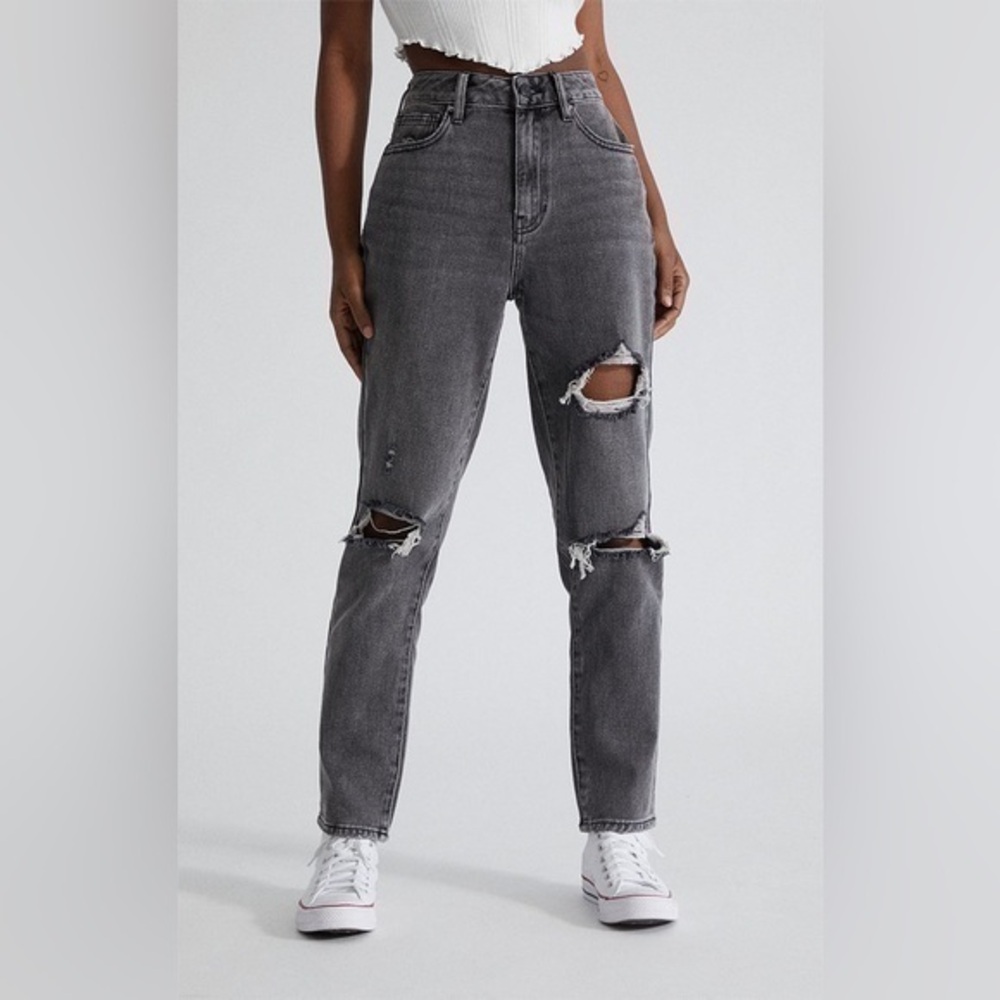 NWT PacSun Faded Black Ripped Mom Jeans Distressed High Rise Relaxed Fit size 28